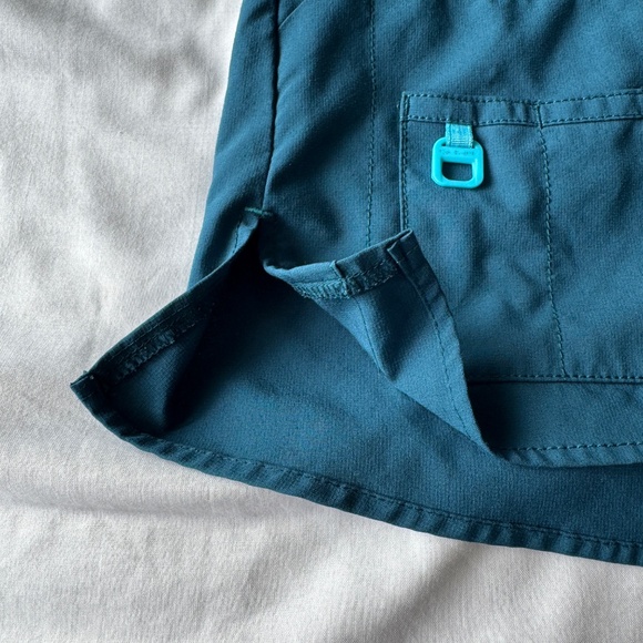 Carhartt Women's Short Sleeve Scrub Top Teal X-Small‎ Pockets Uniform - Picture 9 of 13